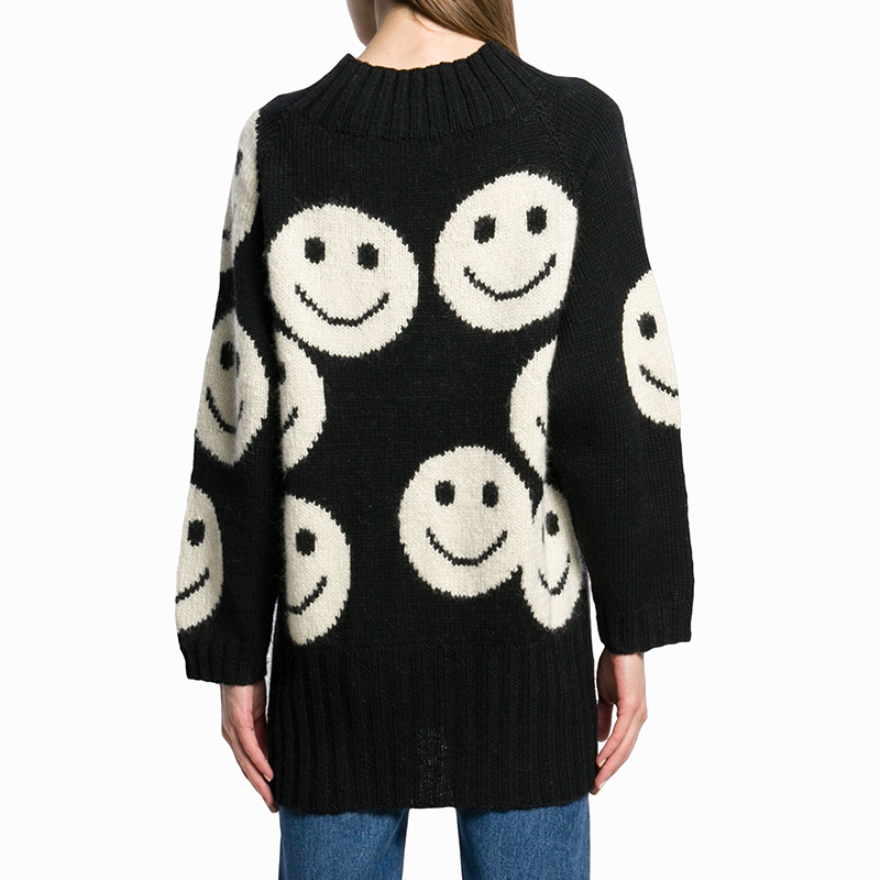 get a custom sweater with picture embroidery at hongfeng, showcasing your personal touch.